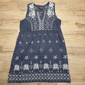Johnny Was Gray XL Dress with White and Beige Embroidery